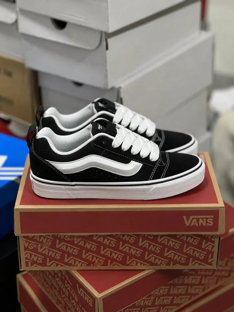 VANS KNU SCHOOL
