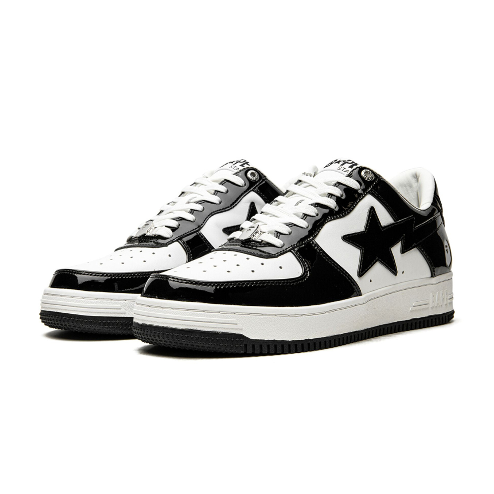 A BATHING APE® BAPE STA LOW BLACK AND WHITE