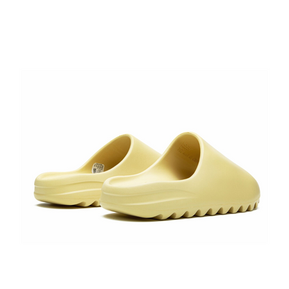 YEEZY SLIDE "Desert Sand"