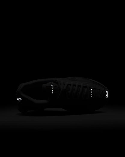 Nike Shox R4