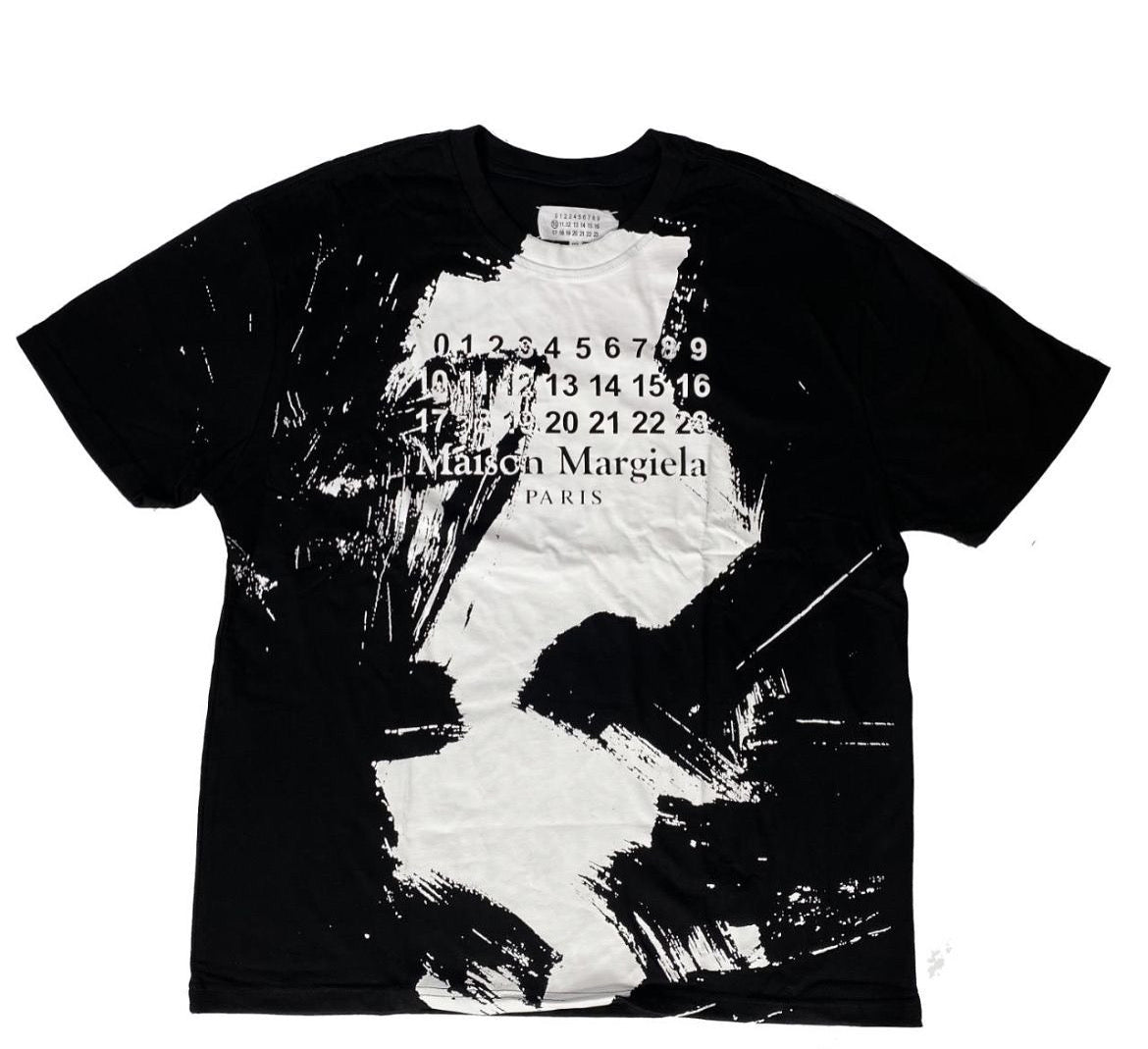 Masion Margiela Black and White Tee