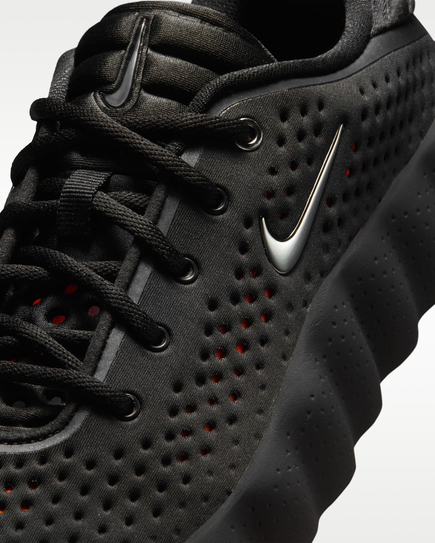 Nike Mind 002 ‘Black Metallic’
