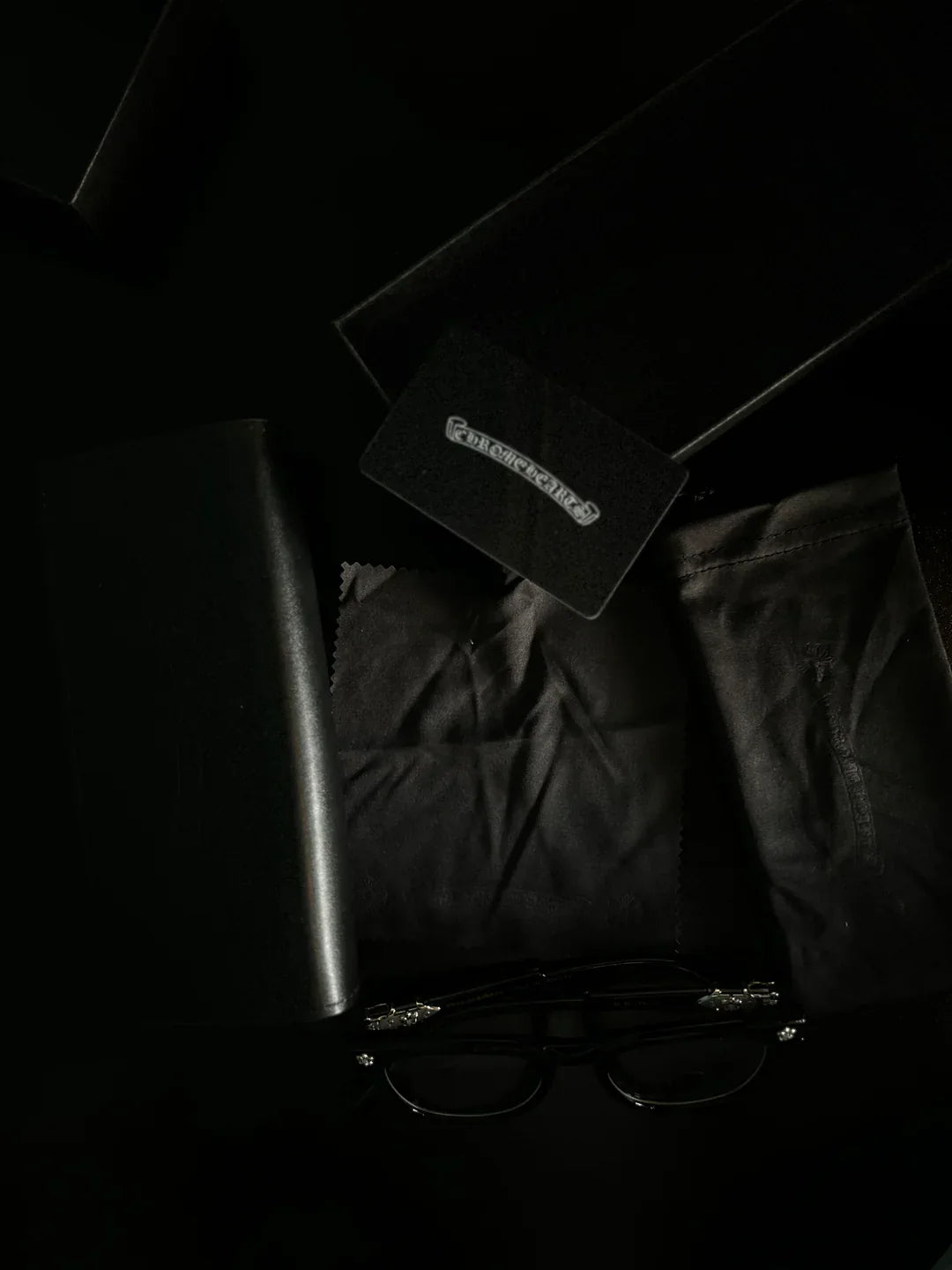 CHROME HEART GLASSES - BLACK & SILVER BADGES