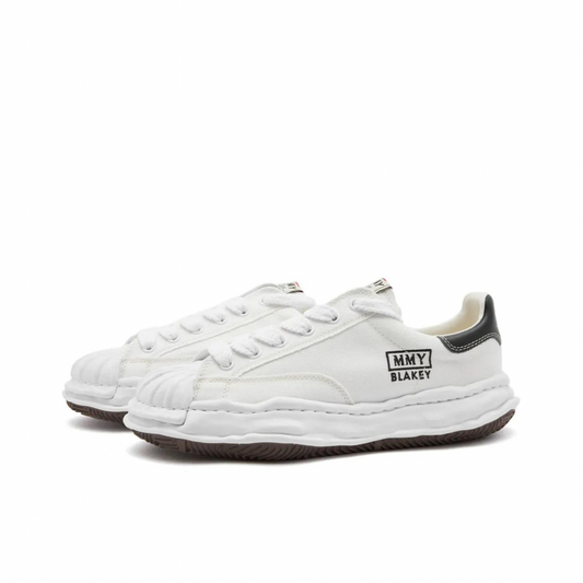 MAISON MIHARA YASUHIRO BLAKEY LOW ORIGINAL SOLE CANVAS SNEAKER WHITE