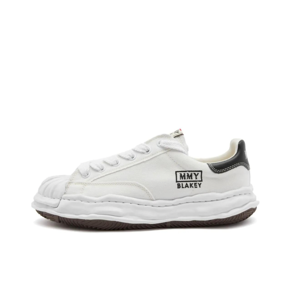 MAISON MIHARA YASUHIRO BLAKEY LOW ORIGINAL SOLE CANVAS SNEAKER WHITE